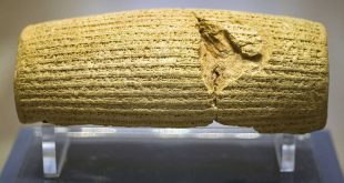 متن کورش بزرگ