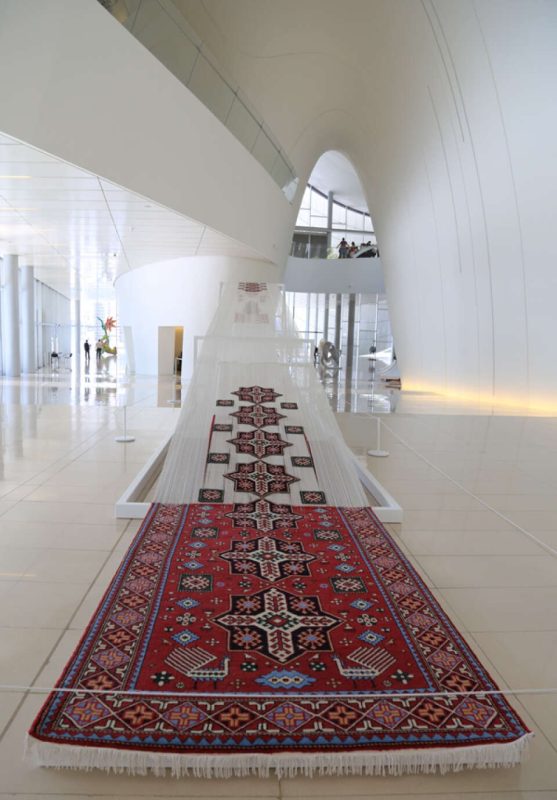 داخل موزه حیدر علی اف 1